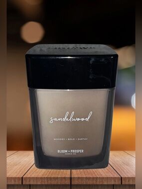 NEW! Bloom & Prosper Sandalwood Scented Candle 10.8oz